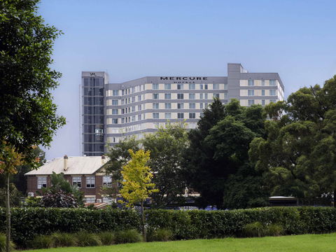 Mercure Sydney Bankstown - Phillip Island Accommodation 1