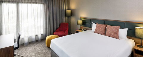 Novotel Sydney International Airport - Phillip Island Accommodation 1