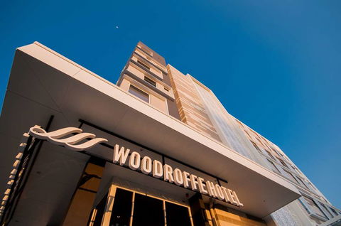 Woodroffe Hotel, Gold Coast - Phillip Island Accommodation 2