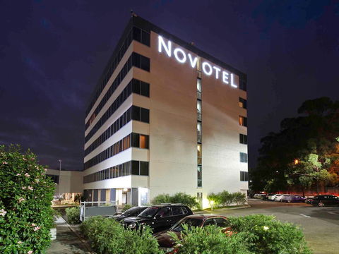 Novotel Sydney Rooty Hill - Phillip Island Accommodation 0