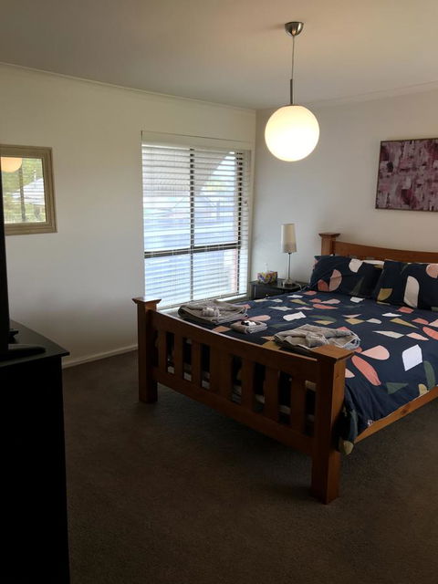 Central Tranquility Heart Of Orange - Phillip Island Accommodation 13