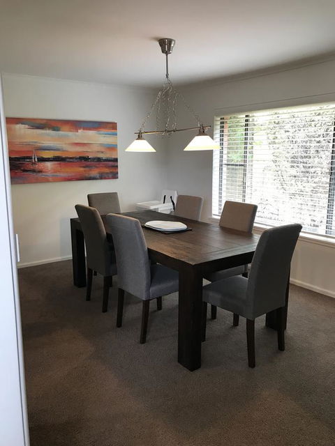 Central Tranquility Heart Of Orange - Phillip Island Accommodation 5
