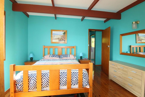 Bally High, 20 Dulconghi Street - Phillip Island Accommodation 6