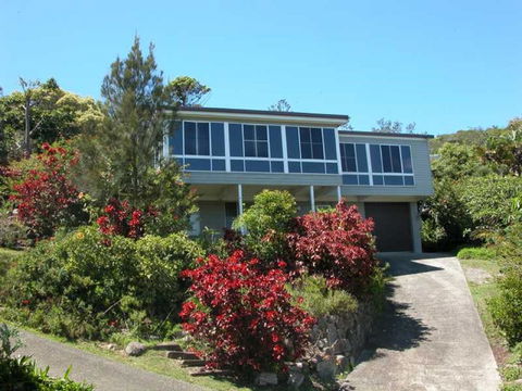 Bally High, 20 Dulconghi Street - Phillip Island Accommodation 0
