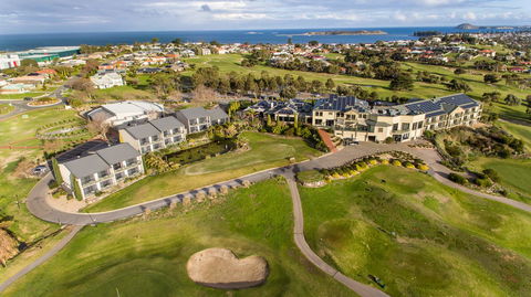McCracken Country Club - Phillip Island Accommodation 1