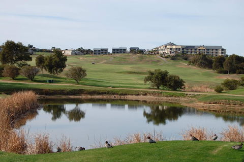 McCracken Country Club - Phillip Island Accommodation 4