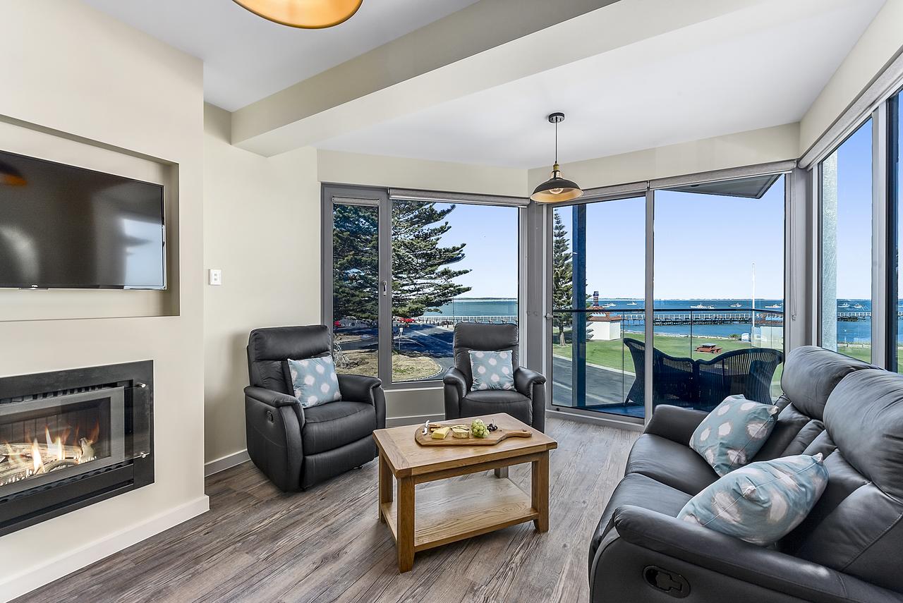 Clay Wells SA Phillip Island Accommodation