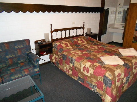 Bordertown Motel - Phillip Island Accommodation 9