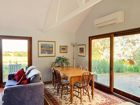 Lost In The Vines - Phillip Island Accommodation 6