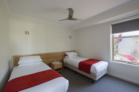 The Retreat West Beach Parks - Phillip Island Accommodation 18