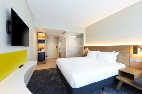 Holiday Inn Express Adelaide City Centre, An IHG Hotel - Phillip Island Accommodation 7