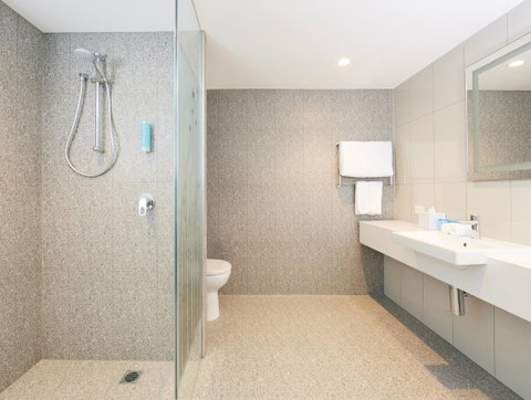 Holiday Inn Express Adelaide City Centre, An IHG Hotel - Phillip Island Accommodation 13