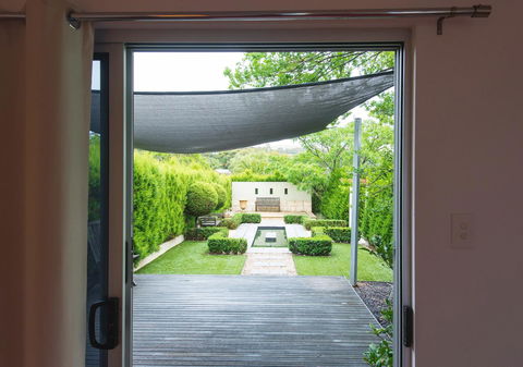 S T U D I O 22 Peaceful Retreat With Garden Views - Phillip Island Accommodation 12