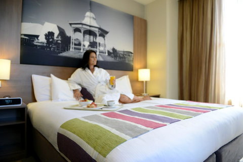 Grosvenor Hotel Adelaide - Phillip Island Accommodation 7