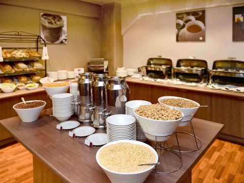 Grosvenor Hotel Adelaide - Phillip Island Accommodation 17