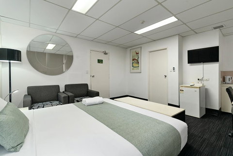 Cosmo On Bank - Phillip Island Accommodation 9