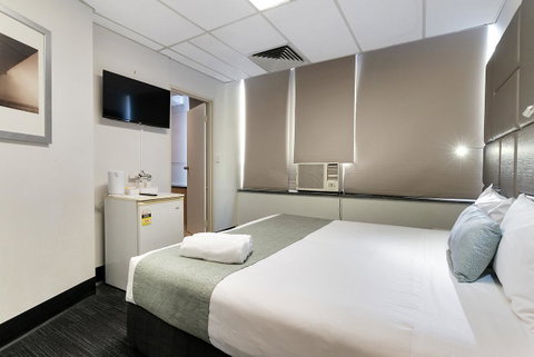 Cosmo On Bank - Phillip Island Accommodation 10