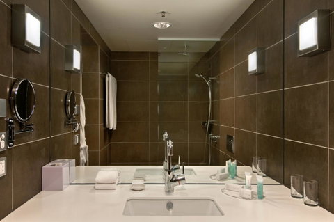 Hilton Adelaide - Phillip Island Accommodation 13
