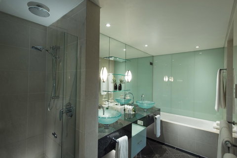 Hilton Adelaide - Phillip Island Accommodation 25