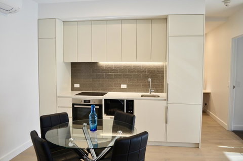 Whitmore SQ - Phillip Island Accommodation 4