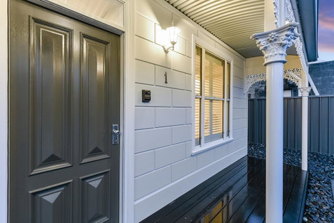 Aloha Central Luxury Apartments - Phillip Island Accommodation 22