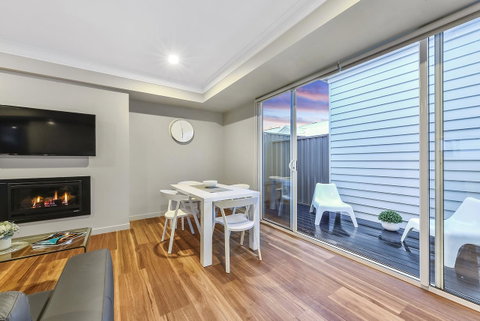 Aloha Central Luxury Apartments - Phillip Island Accommodation 24