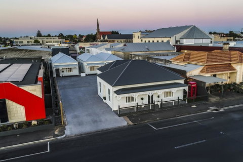 Aloha Central Luxury Apartments - Phillip Island Accommodation 7