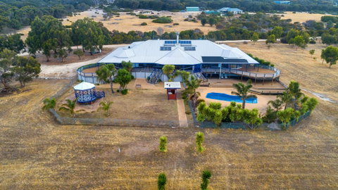 Doyles On The Bay - Phillip Island Accommodation 2