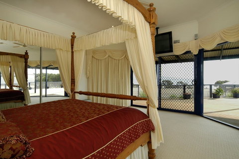 Doyles On The Bay - Phillip Island Accommodation 24