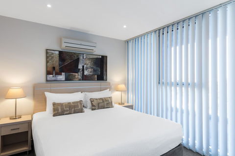 IStay Precinct Adelaide - Phillip Island Accommodation 19