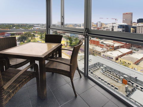 IStay Precinct Adelaide - Phillip Island Accommodation 22