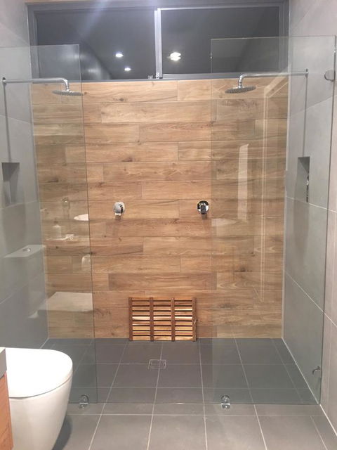 Shadow Creek McLaren Vale - Phillip Island Accommodation 21