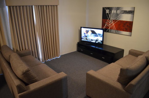 Arkana Motor Inn & Terrace Apartments - Phillip Island Accommodation 4