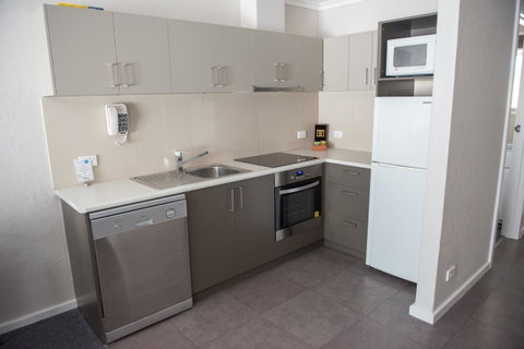 Arkana Motor Inn & Terrace Apartments - Phillip Island Accommodation 3