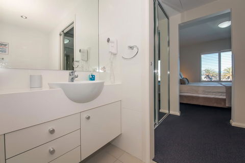 Pacific Blue 278-265 Sandy Pt Rd- Dual Key Access, Wifi, Linen And Air Conditioning - Phillip Island Accommodation 12