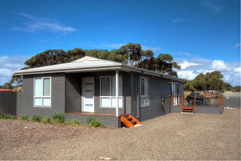 Home On Torrens - Phillip Island Accommodation 22