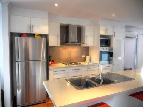 Home On Torrens - Phillip Island Accommodation 0