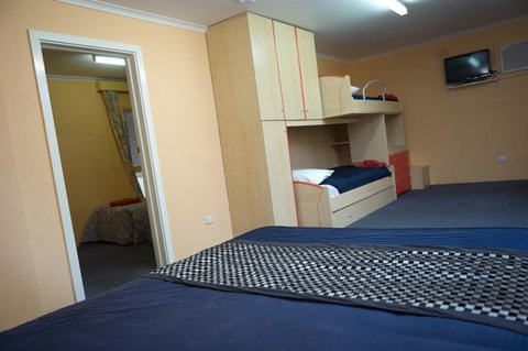 Motel Mount Gambier - Phillip Island Accommodation 12