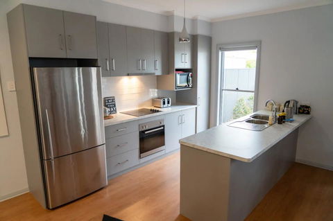 Gawler Townhouse 3 Bedroom - Phillip Island Accommodation 3