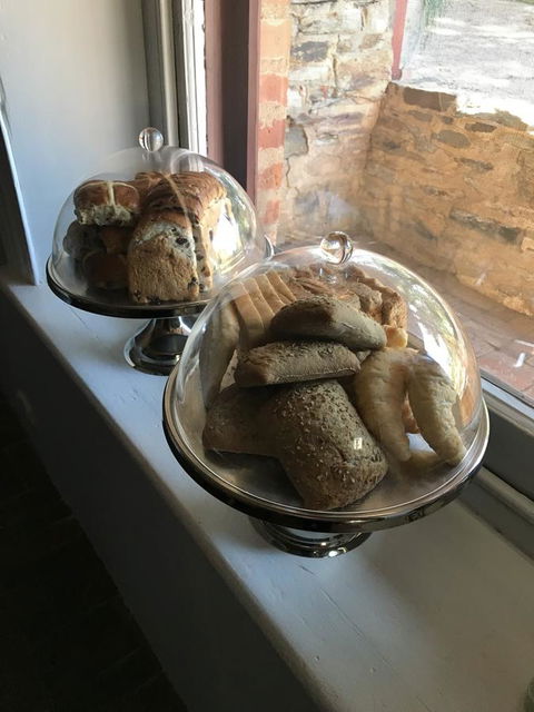 Kit Kat Cottage - Heritage Accommodation Burra - Phillip Island Accommodation 14