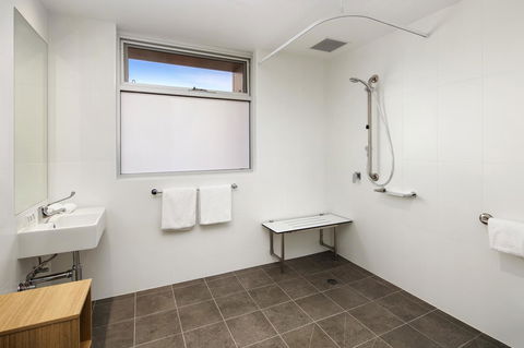 Quest Port Adelaide - Phillip Island Accommodation 15