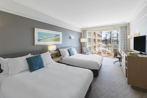 Crowne Plaza Terrigal Pacific, An IHG Hotel - Phillip Island Accommodation 35