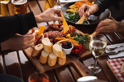 Crowne Plaza Terrigal Pacific, An IHG Hotel - Phillip Island Accommodation 24