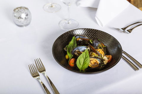 Crowne Plaza Terrigal Pacific, An IHG Hotel - Phillip Island Accommodation 12