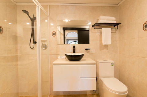 The Manor Basket Range - Phillip Island Accommodation 6