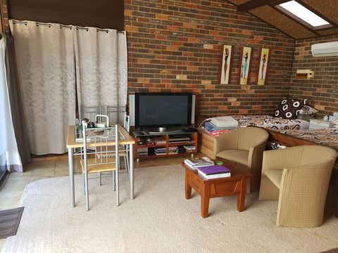 Three Linden - Phillip Island Accommodation 2