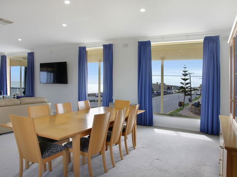 Seaview Sunset Holiday Apartments - Phillip Island Accommodation 28