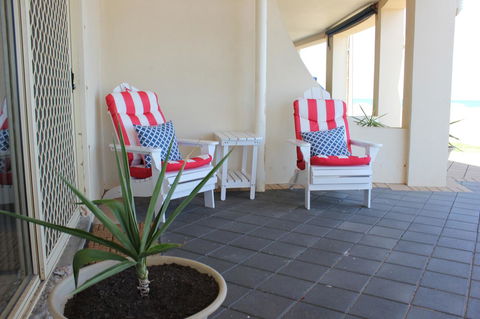 Seaview Sunset Holiday Apartments - Phillip Island Accommodation 12