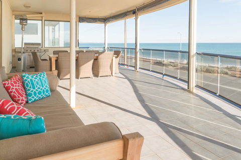 Seaview Sunset Holiday Apartments - Phillip Island Accommodation 6