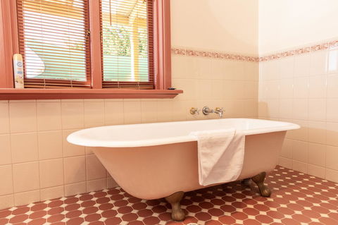 Rivergum Cottages Gawler Barossa Region - Phillip Island Accommodation 4